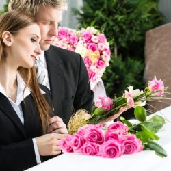 How to become a mortician in louisiana